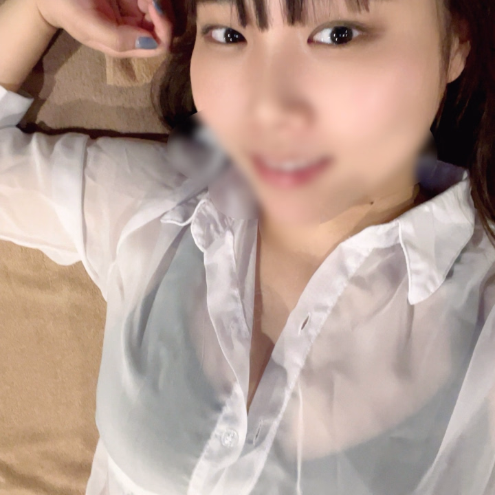 今年の夏があんまり暑くないって本当なんですかね?
私は夏、結構好き派!もちろん昨今の暑すぎる夏は本当に厳しいなーって思ってるんですけど心配なのが、早く冬が来てしまわないかってこと。
去年は10月頭はまだ全然本州で海に潜ってました。
防寒性の高いダイビング用のスーツって、レンタル料たかいんですよ…自前で用意するのは片付けが絶対めっちゃめんどくさいし…
高価な趣味ですが、他のものでは得難い感動があります、興味ある方はぜひチャレンジしてみて欲しいです…!
本日も24時まで、よろしくね!