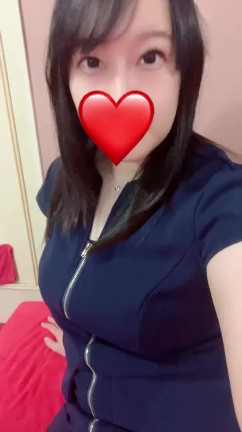 お顔から足へ♡

隠してるけど許してね♡