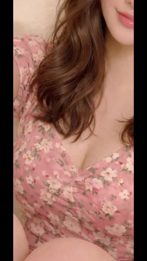 【音量注意⚠️】

みんな今日もお仕事お疲れでした☺️

今週も三連休だね✨

今週頑張ったら三連休はあやこに会いに来てね♡

最近動画に声入れるのハマってるから動画見る時は要注意だよ👀💋