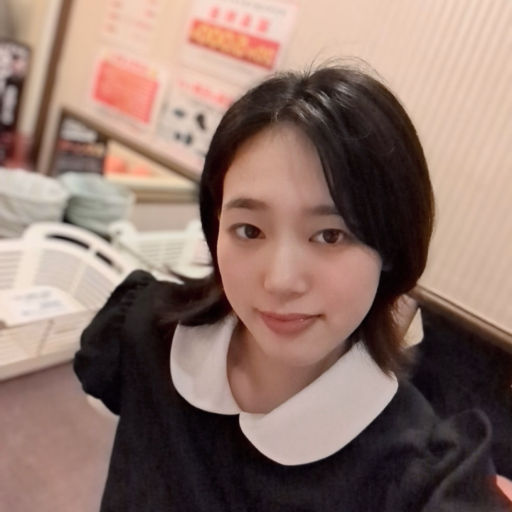 本日も出勤してます🎶
寝不足でクマー（・(ｪ)・）あるけど元気ですっ✌

🍑9:00-17:00🍑
よろしくお願いします❣️