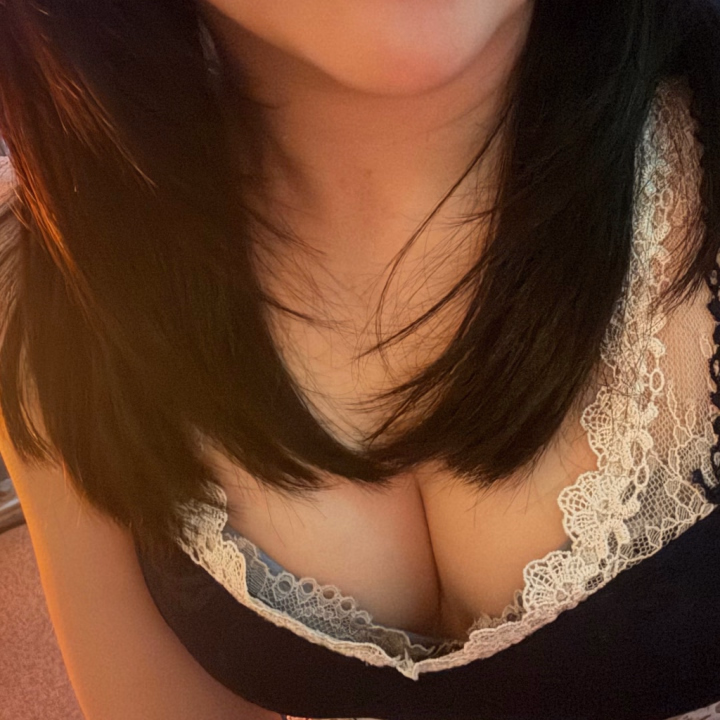 こんばんは、なほです❣️
週の始まり月曜日おつかれさまでした😖👍
連休があったせいか今月もあっという間ですねえ、、

明日、久しぶりに出勤させてもらいます☺️

【5/19 7時から19時】

問い合わせ、みなさまありがとうございます🫶楽しみにお待ちしてます🥰