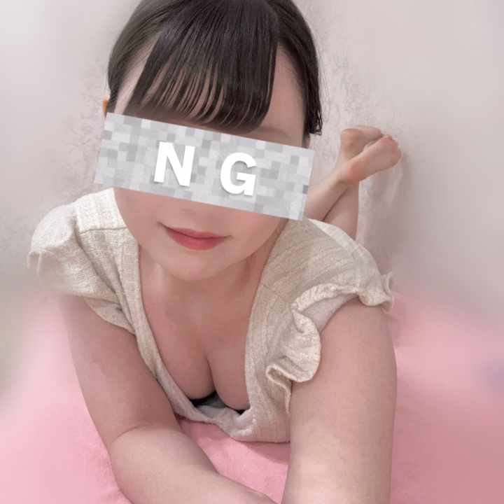 遅くなりましたが、受付終了しております*͈ᴗ͈ˬᴗ͈ෆ   

本日もえりかと遊んでくれたお兄さん、ありがとうございました！♡
前回よりも長めにお遊びしてくれたお兄さんもありがとう☺️🫶
 
今日こそ、お互い快眠できますように😴笑


次回は17日（火）8:00~16:00です*͈ᴗ͈ˬᴗ͈ෆ   
3連休も8:00~16:00までいます💐
よければえりかと遊んでくださいっ😊🎶