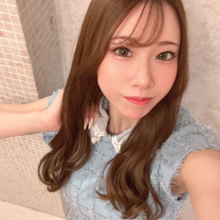 本日も元気に出勤しました✨

今月まだ会えてないお兄さん、そろそろ会いたいなぁ...💗

昨日キャンセルになってしまったお兄さん！またぜひ都合あうときにお願いします🥰