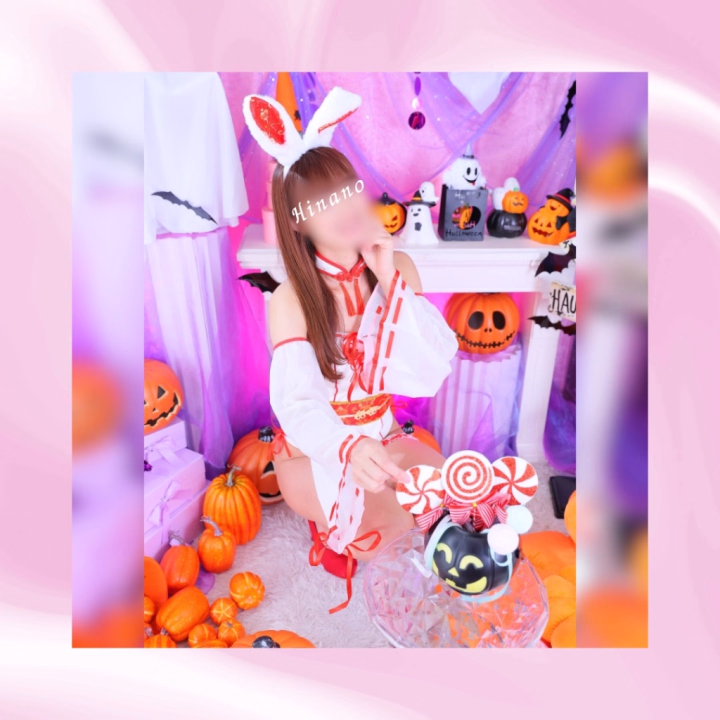 明日の0時(本日24時)より、
ネットでのご予約受付が順次始まります♡

会員番号をお持ちの方は、
ヒメチャンネルから事前に
ご連絡をいただけますと、
優先的にお時間を確保させていただきます☺️

【ヒメ予約特典】の
巫女バニー👯‍♀️でお迎えいたします♡


ヒメ予約は雛乃の成績にも直接つながるので、
"ヒメチャンネルからご予約"
いただけるのが一番嬉しいです😆✨


それから先日、
「ひなのさん、元気がないときがある」
と言われたのですが😅
雛乃は元気です🌟



最近は新しいお仕事やお引越しの準備で
少しバタバタしていて、
以前より日記の更新頻度が
少なくなっているかもしれません。



心配には及びませんので、
どうぞ安心してくださいね🤍



乙姫宴　雛乃