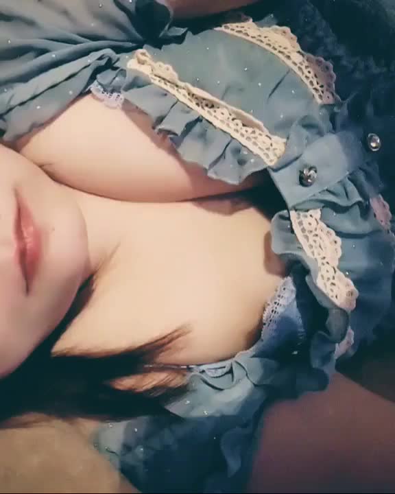 出勤してます✨

イチャイチャしに来ませんか💕？？

フワフワのおっぱい触りに来てください💕
