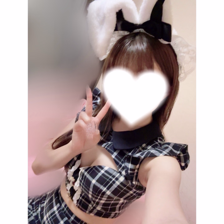 こんにちは！せいらです！💐🤍

今日も出勤です🎶
18:55~の1枠がまだ空いているかも？なので
よろしければお電話出お誘いお待ちしております🎀🤍
※私の方でお電話予約枠の空き状況は分からないため、お電話でご確認頂けますと幸いです😭🙏

姫予約して下さった皆様、そして
キャンセル枠予約してくれた仲良し様ありがとう！！😭🎀

お会いできるの楽しみにしております₍ᐢ｡•༝•｡ᐢ₎💘

うさちゃんᕱ⑅︎ᕱ見納めDayです！！(笑)
暫くは着ないので、見に来てね~~~🍧🤍🤍
来月は一旦、通常のドレスを色々着ようかな🎶

♡࿐⋆*

8月前半全て🈵となりました🙇‍♀️💞
沢山のご予約、本当にありがとうございます！！！
嬉しすぎます！！！！！