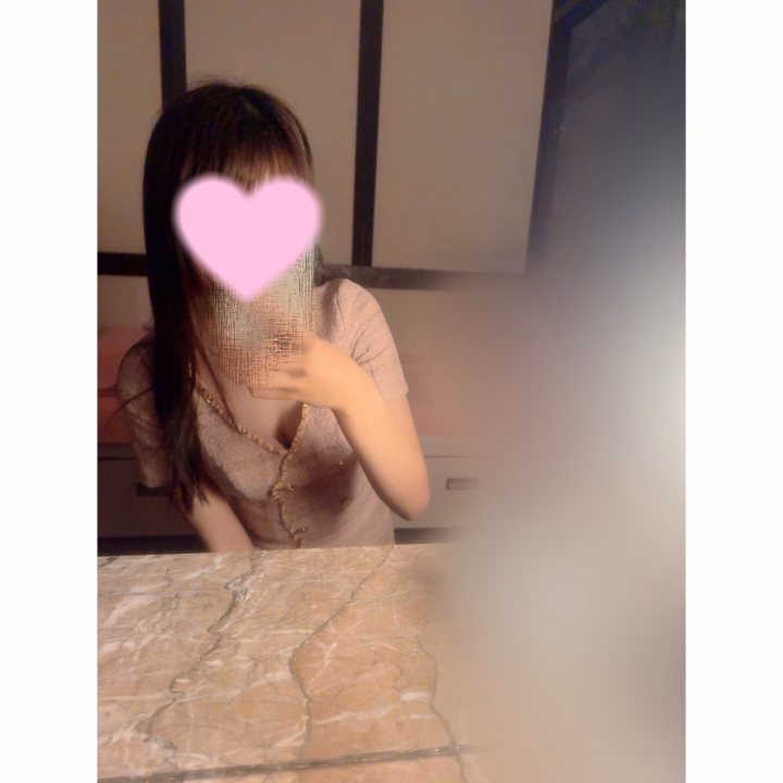 こんにちは！せいらです！

天気今のところ大丈夫そうなので
予定通りお店に向かいます✨
14:00~よろしくお願いいたします🌸

来て下さる際は本当にお気を付けて！！！
台風がどっかいきますように~🙏🙏

楽しみにしてます🥳🤍🤍🤍

· · ───── ·✧· ───── · ·‬

本日夜19:00~シフト公開します(*´︶`*)ﾉ🤍
ヒメチャンネルからお誘いお待ちしてます💫