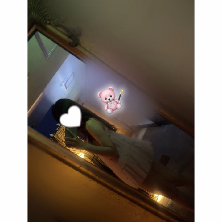 こんにちは！せいらです🥪𓂃𓈒𓏸
今日もお疲れ様です🌼

明日6/17(水)なのですが
急遽シフト追加させて頂きました🙇‍♀️

♡.*･ﾟ┈┈┈┈┈┈┈┈┈ﾟ･*.♡
6/17(水)12-15
※ご予約完売となりました!!!
ありがとうございます😭🙏🩵
♡.*･ﾟ┈┈┈┈┈┈┈┈┈ﾟ･*.♡

前日の為、お電話にてお問い合わせ頂けますと幸いです！！
お手数をお掛けしますが、よろしくお願いいたします！🙏🩵

お会いできるの楽しみにしております🥰🥨

明日もイベント期間なので恥ずかしい衣装着てます😂💦笑