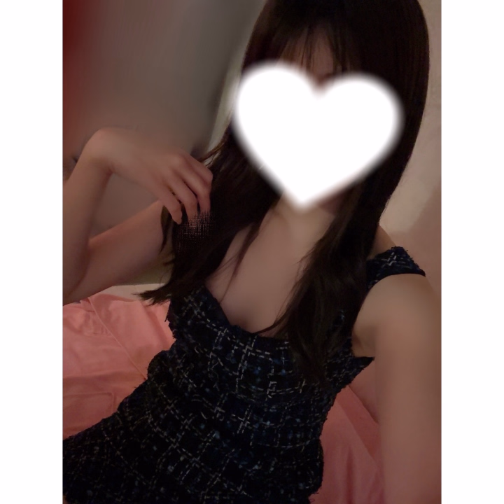 こんばんは！せいらです₍ᐢ..ᐢ₎♡
明日出勤です✨楽しみにしてます！！
明日から三連休でやっと救われる(?)気持ち（笑）
年明け、みんなお疲れ様でした(T^T)
﹏﹏﹏﹏﹏﹏﹏﹏﹏﹏﹏

⭐️お知らせ⭐️
1月後半シフトは【1/13(火)21時】に掲載します！
※2月の1~2週目は出勤できないので
行けるよって時に会いに来てくれたら嬉しいです₍ᐢ..ᐢ₎♡