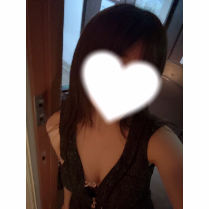 こんばんは！せいらです☪︎*｡꙳

昨日は沢山のご予約メッセージありがとうございました😭😭😭

大変ありがたいことに昨日の時点で
8月後半も満枠🈵となり、
8月全て埋まりました😭🙏💘

本当に本当にいつもありがとうございます！！！
お取りできなかった方々申し訳ございません😭
またぜひ機会を頂けますと幸いです💦

万が一キャンセル発生した場合はお知らせいたします- ̗̀📣

今日はプライベートの方も肉体労働して来て多忙でして
かなり眠いので早く寝ます😪！！！
今日は本当に頑張った〜！！！

ご予約確保のメッセージは無事完了しておりますので
ご返信の続きはまた明日させて頂きますね🥲🙏

明日も肉体労働頑張ってきます😭www

おやすみなさい(  ֊  ̫ ֊)🤍🤍