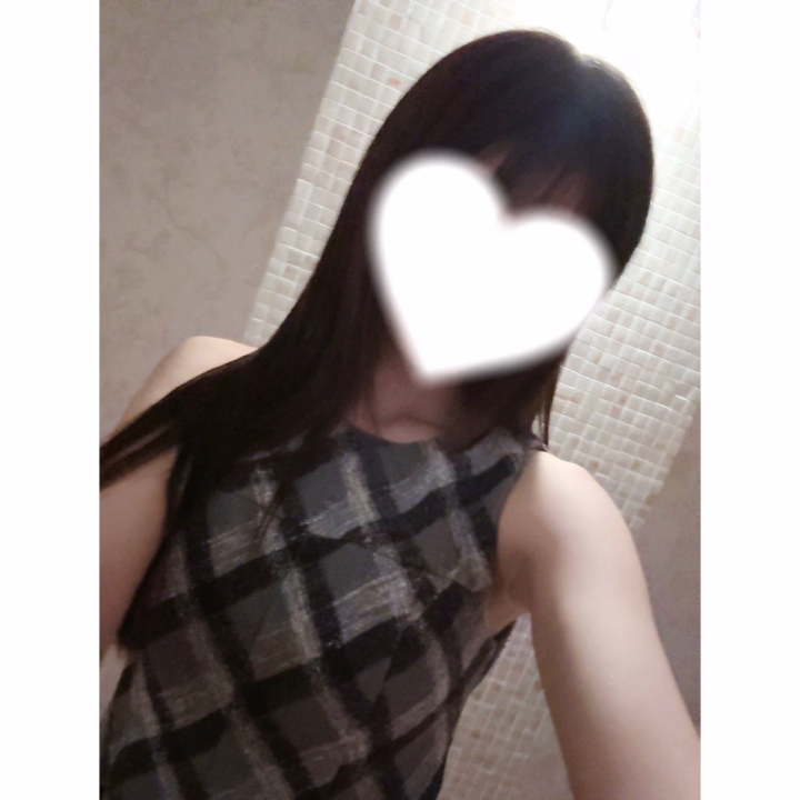 ⭐️お礼＆キャンセル枠のお知らせ⭐️

今日も遊んでいただき
ありがとうございました😻🩵

仲良し様Day✨
いつも会いに来てくれる仲良し様
2回目会いに来てくれた仲良し様
楽しく素敵なお時間をありがとうございます🥰🤍🤍

差し入れやプレゼントもありがとうございます😭🙏🤍
お気持ちとってもうれしいです✨✨✨

せいらのことたくさん褒めてくれて
とっても嬉しかった🤍

また会えるといいなぁ⸜(*ˊᗜˋ*)⸝💕

後ほどお礼させていただきます！！

꒰ キャンセル枠 ꒱
6/29(月) 20:00~1枠
→埋まりました❕ありがとうございます😭🙏🤍