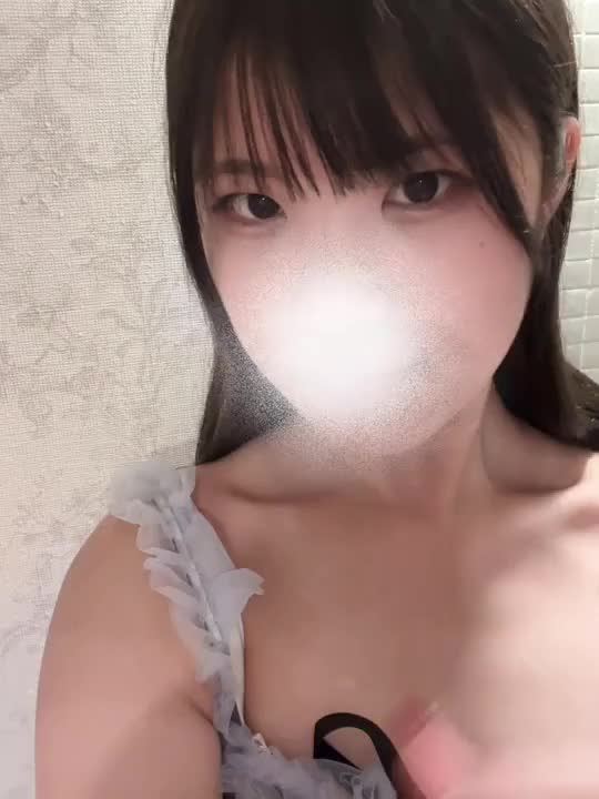 今日から初めてのプレイで、ちょっぴりドキドキ…🥺💓
いっぱいぎゅーして、ちゅーして、いちゃいちゃできたら嬉しいなあ🫶

遊びに来てくれるお兄さま、楽しみにお待ちしてます☺️✨
