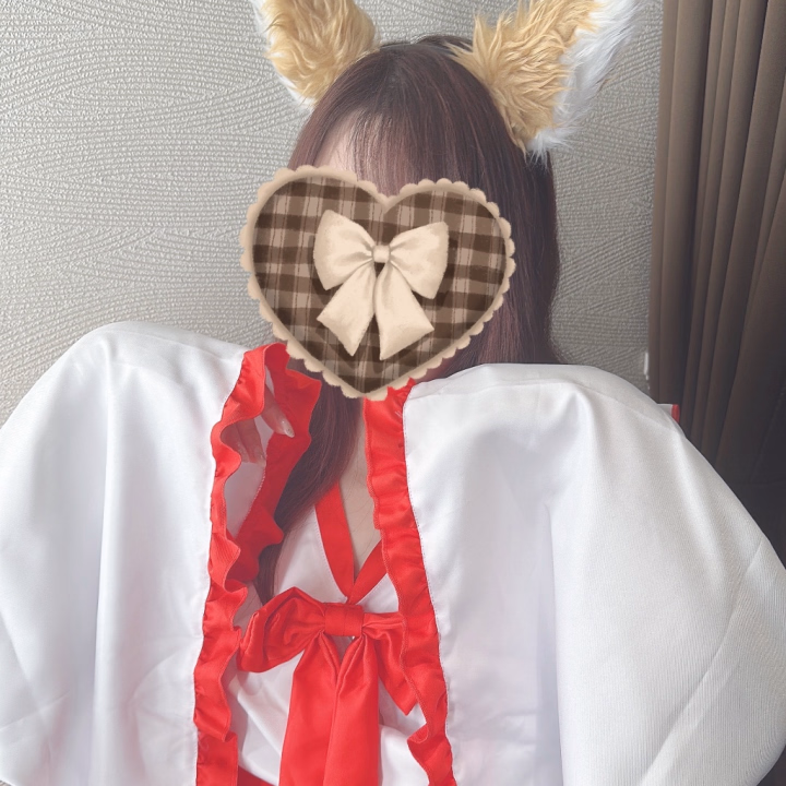 先程遊んでくれたお兄さんありがとうございました♡♡


Mット気持ち良くなってくれて良かったです♡♡

私の話しを聞いてくれたり笑ってくれたのが嬉しかったです🥰

この後の飲み会楽しんで下さいね♬︎♡
