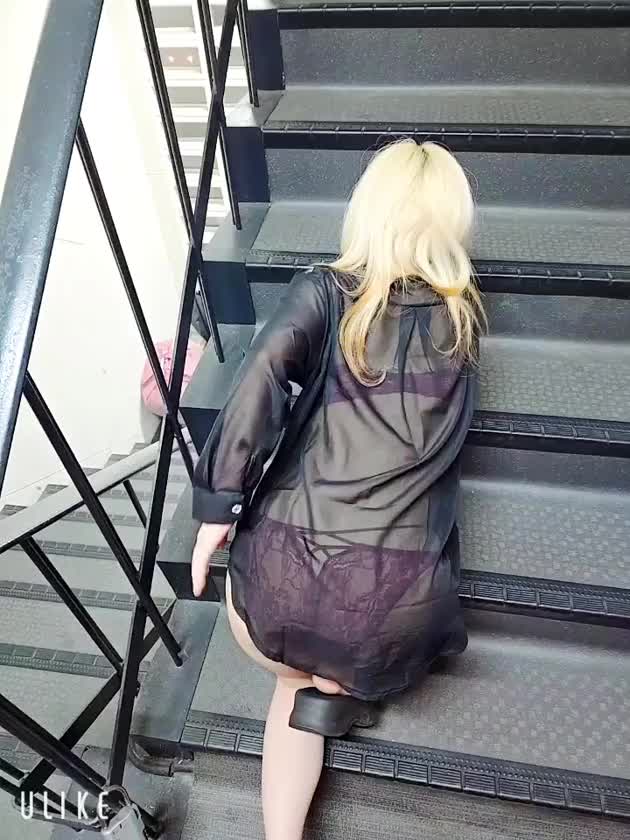 お尻見えたかな？💕💕