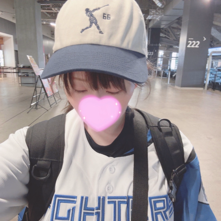 本日もびっしりありがとうございました❤️
明日は最終日、残り1枠となってます🫶
お早めのご予約お待ちしております♪ 
　
ロッテファンの仲良しさん❤️
今回会えないのかなって思ってたので会えて嬉しいです🥹
今日は無事すっきり発射できたね🥰
ミルクのわがままも聞いてくれてありがとう😚
おかげさまで9月も楽しんできます🤭
　
ベイファンの仲良しさん❤️
今日のハマスタの試合、ミルクもテレビで見てるよ👀✨
現地観戦楽しんできてね♡
スタート幸先悪いけど打線に期待しましょう👏！！
　
ドラゴンズファンの仲良しさん❤️
今回も会いにきてくれてありがとう😚
かわいい下着でミルクも目が幸せでした🤭
1人でシないで我慢してきたかいもあって、たーくさん発射したね♪
最近の中日事情も知れた🙌教えてくれてありがとう❤️
　

🍀今後の出勤🍀
27日(水) 9-17 🈳14:55-
🌟次回🌟
9/29〜10/9頃予定