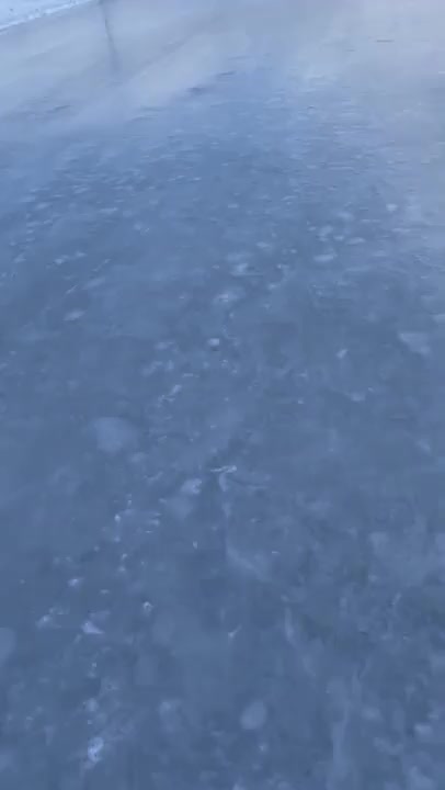 ただただ野原の中にあるスケートリンクで滑っただけの動画です⛸−12℃の中、気持ちよかったです♪