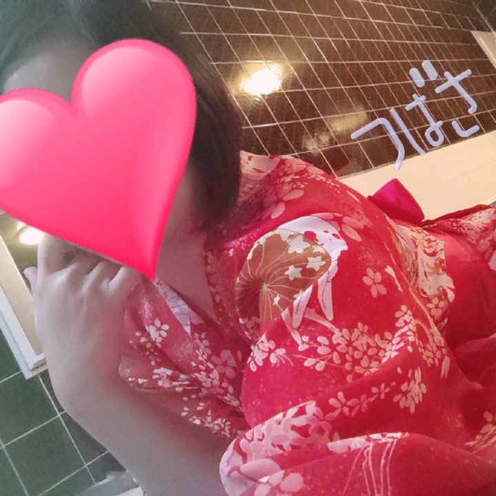 おはよう火曜日☀️
つばさです🐤

昨日お会いした本指名の皆さま、ありがとうございました✨

うち2人が前の系列店時代から長ーく毎月来てくださってるのですが、今月も無事に（？）お会いできました✌️

これだけ長いご縁だと人生を見届けてる感がありますね。



本日もスイカさんです🍉
🍉9時〜17時🍉まで。


空いてるお時間は
🍉9時〜10時45分🍉
🍉12時30分〜17時🍉


朝8時から当日予約も始まりますのでお時間の合うかたはぜひヌルッと楽しみましょう✌️

それでは
本日もよろしくお願いいたします❤️