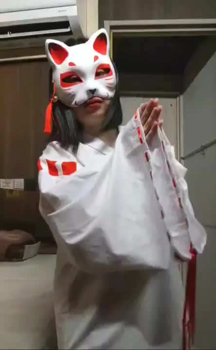 イベントとは⋯？
あっ
あけましておめでとうございます🎍
今年も安藤やよいを
どうぞよろしくお願いします♡

ってことで
今年もイクぞぉ〜！！！