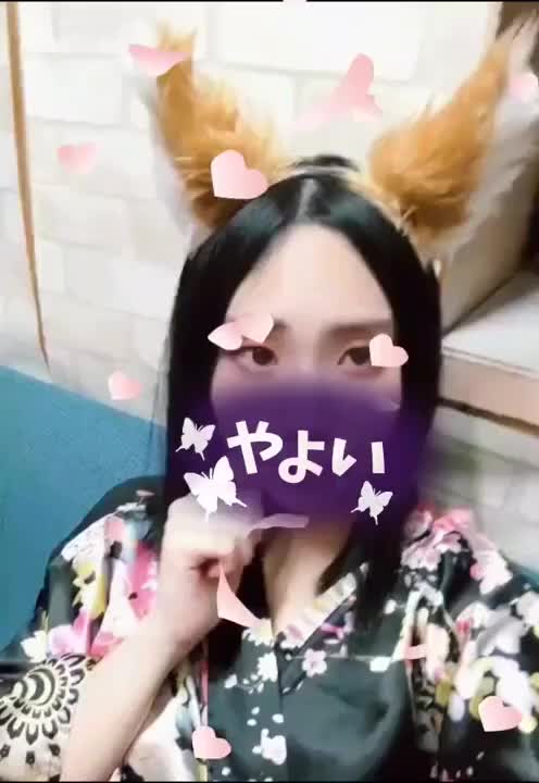 イベント？なにそれ？
おいしいの？🤤

初の顔出し〜
たま～〜〜〜〜にしか動画出さないのに顔出しはもっと稀！！！
