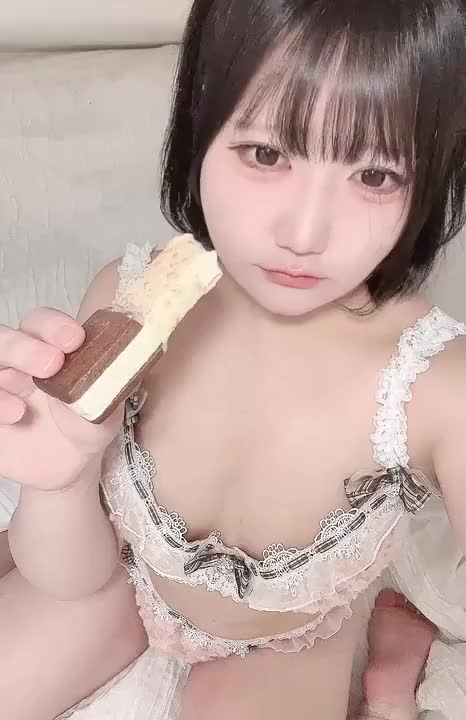 🍨バレンタイン動画
あまりにも溶けちゃってるver.🍫

本編もいっぱい見てね𐔌՞･·･՞𐦯
