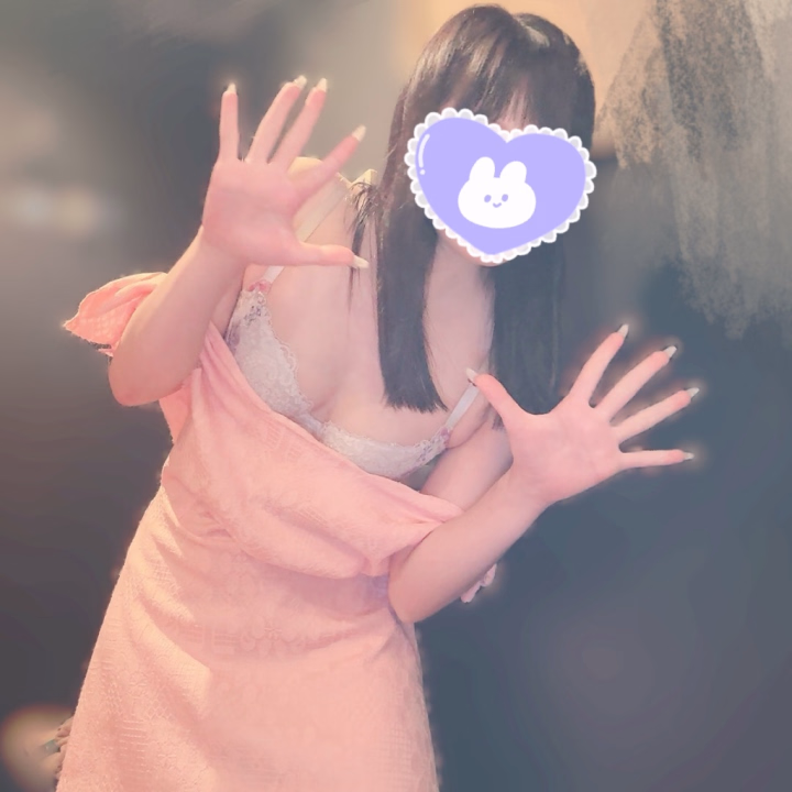 今日もありがとうございました🤍

夜も本指名さん続きで
うれしい〜☺️☺️☺️

はじめましてさんもありがと🌵

「やっぱ安定だよ〜」
「あったら安心する〜」
ってみんなありがとう🐟

次回水戸出勤決まったら
日記で報告するので
ﾋﾒﾁｬﾝﾈﾙ ﾌｫﾛｰしてね😉

水戸のみなさままたね〜
あしたからは吉原よろしくね〜🌵