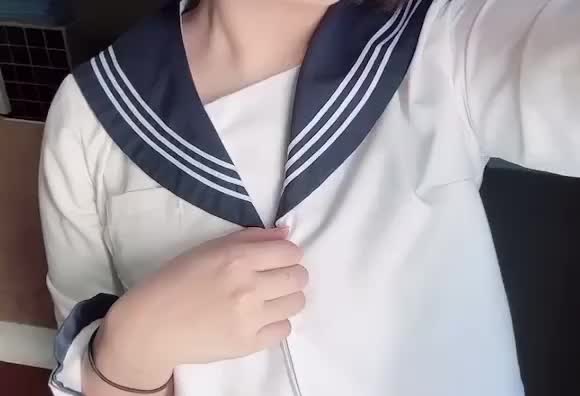 おむね、



正直大きくは無いけど、

お兄さんへの愛は誰よりも大きいです♡



ニコニコ太陽のような笑顔と
お兄さんの懐にすっぽり入っちゃう人懐こさ
愛情たっぷりの抱擁からキス♡

ぜんぶ、ぜんぶお兄さんのことを愛してるからするんです。



寂しがり屋で自分に自信がないききは
お兄さんが居てくれるから、生きてていいんだって思えます♡



愛しますから、愛してください♡