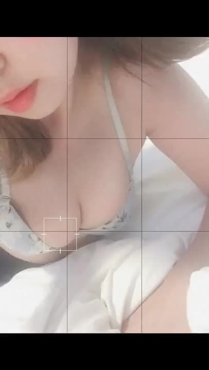 外のデートもいいけど…一緒に添い寝しよっ☺️💕💕いいね♡沢山してくれたら嬉しいなぁ🥰