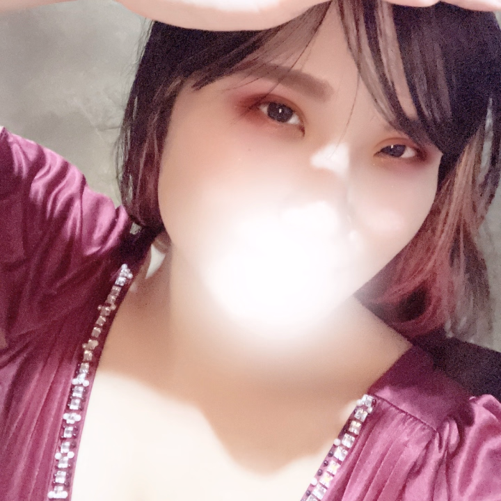 スタートからご予約くださったお兄様方ありがとうございました❣️

連休明けでご予約いただけるのすごく嬉しいです🫶

6月というか2026年の半分があと数日で終わるってびっくり👀‼️
日が経つの早すぎて毎年驚いてます😂

楽しめるうちにいっぱい楽しまないとね（〃＾∇＾）o彡
この後もご予約楽しみにしてます✌