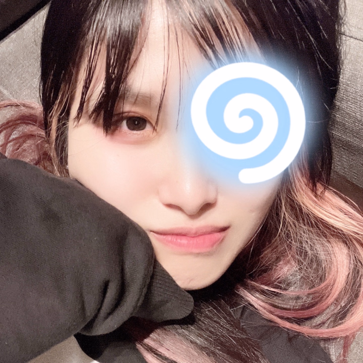 最近身体の不調続いててお休みいただいてて申し訳ないです…😭

頭痛とか目眩とか腹痛とか…
その辺は病院行って薬もらって落ち着いたんだけど、目の充血が2~3日続いてて今もまだお見せ出来る状態ではなくて💦

明日から出勤予定だったけど朝の時点でまだ症状残ってたらまたお休みになるかもです🙇🏻‍♀️´-

ご予約いただいてた方々には心苦しい気持ちでいっぱいですが、また元気になった時に会いに来てくれたら嬉しいです👀