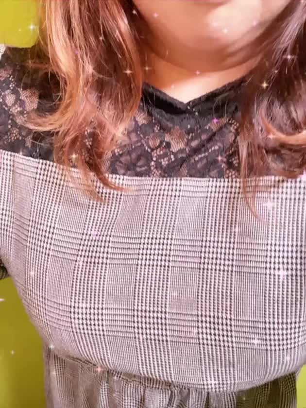 久しぶりの出勤😆✨


エチエチ♡なお兄様からのお誘いを
ムラムラ♡しながらお待ちしております💕