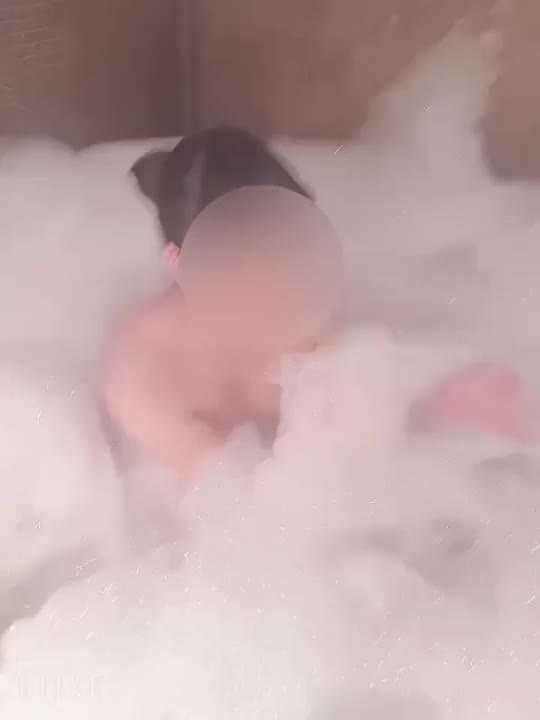 今日も1日

お仕事お疲れ様でした！🥳

るびぃと一緒に

エッチな時間で

ストレス発散しよ？😘

 気持ちいいことたくさんして

スッキリしてもらいたいなぁ

お兄さんの疲れた体

るびぃが癒してあげるね✨

 るびぃの柔らかい体で

いっぱい気持ちよくなろ？😈

お仕事終わりのエッチな時間は

特別なご褒美だよね😍 

るびぃと一緒に

楽しいことしよっ🎶

今すぐ会いたいなぁ💕 

お兄さんに会えるの

ドキドキして待ってるね😉