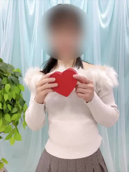 長いおやすみをいただいていましたが、復帰しています〜🐰🫶げんきに出勤しているのでまた愛に来てくれるとうれしいです💗💗