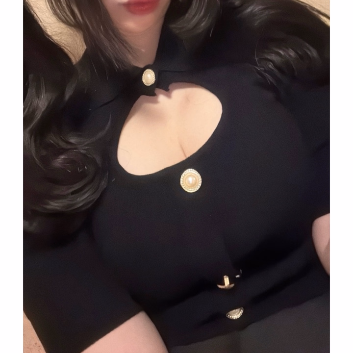 本日出勤💗本指名様❤️ྀིに会えるのワクワク楽しみ🥰

気づいちゃったんだけど、もしかして また日記消えてる…？

えええーん😭何が引っかかっちゃったんだろ💦

変な事書いて無いのにねぇ…？？

今日も仲良し様❤️ྀིに会えるのが楽しみでワクワク🩷で、ご予約様💖も気を付けて会いに来てねの

本日これからのご予約様✨は直接お店にお願い💓って楽しく過ごせたら良いな💞の気持ちなのに🥺💗

めげずに書いてるから日記見たよ❣️で会いに来てくれたら更に嬉しいなぁ☺️💕

現役エステティシャン✨の最高の癒し❤️ྀི
•┈┈••••┈┈••🎀••┈┈••••┈┈•
グループ❤️M🫧最高ランク❤️M🫧沼においでまし☺️🍀

↓↓↓ 限定動画✨コピーしてから検索してね🎶

https://hime-channel.com/profile/r2edev

姫予約はトークに
🧡ご予約のお名前
🧡日にち/スタートのお時間/コース
🧡お会いした事があるか
を教えてね😘

•┈┈••••┈┈••🎀••┈┈••••┈┈•
