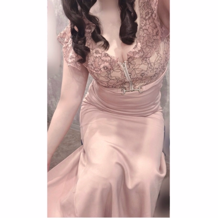 本日出勤🩷
今日と明日お会い出来るのワクワクです☺️💓

本日含めて今月も残り3日間の出勤♡本指名様❤️ྀིもご予約嬉しいです🎶

来月、最初の2週はお休み予定なので♡あなた♡が日記を見て会いに来てくれるのも楽しみにしてます💗💗

現役エステティシャン✨の最高の癒し❤️ྀིもお届けさせてね☺️💞

•┈┈••••┈┈••🎀••┈┈••••┈┈•
グループ❤️M🫧最高ランク❤️M🫧沼においでまし☺️🍀

↓↓↓ 限定動画✨コピーしてから検索してね🎶

https://hime-channel.com/profile/r2edev

姫予約はトークに
🧡ご予約のお名前
🧡日にち/スタートのお時間/コース
🧡お会いした事があるか
を教えてね😘

•┈┈••••┈┈••🎀••┈┈••••┈┈•