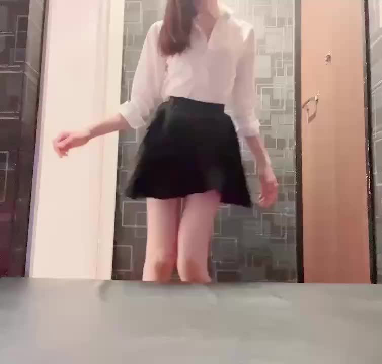 イベントに参加😊♡
元気にジャンプでパンチラ～♪
良かったら応援お願いします！