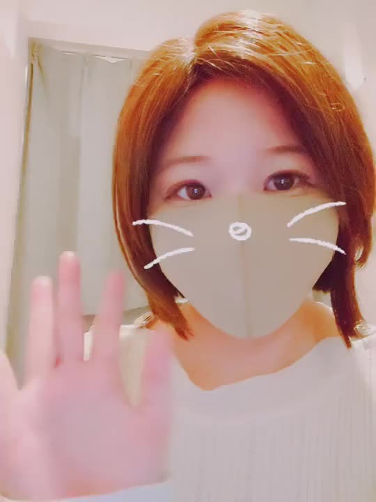 こんにちは😃

微妙なお天気ですが、16時から出勤致します☺️

週の半ばお疲れ出ていませんか？

お仕事帰りに癒させて下さい😘

本日もデ━トのお誘いお待ちしております😊🍀