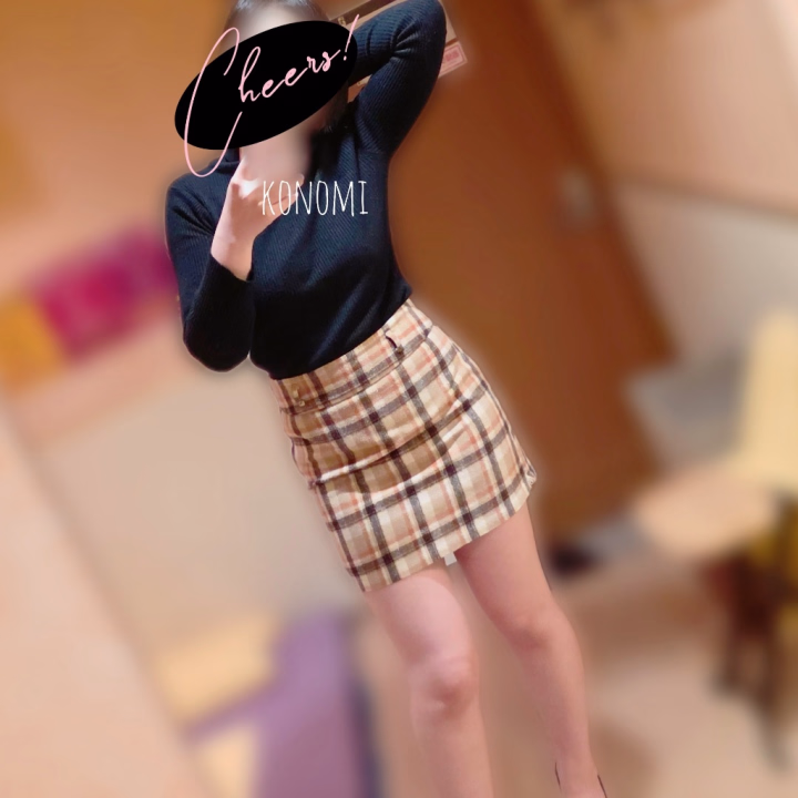 変態さんおはようございます💋


昨日もご予約ご来店ありがとうございました😈❣️

今日は11時から22時まで出勤です🥳
雨降るかもっていってるね☔
寒暖差で風邪引かないように気をつけてね🥺
風邪引いたら山岡家食べたら治ると思うよ🍜
そう思って食べるけど最近は胃もたれでそろそろこの神話も私の胃じゃダメか？とションボリすることが増えてきました😂


出勤の準備しなくちゃ😏
また後ほど😚
