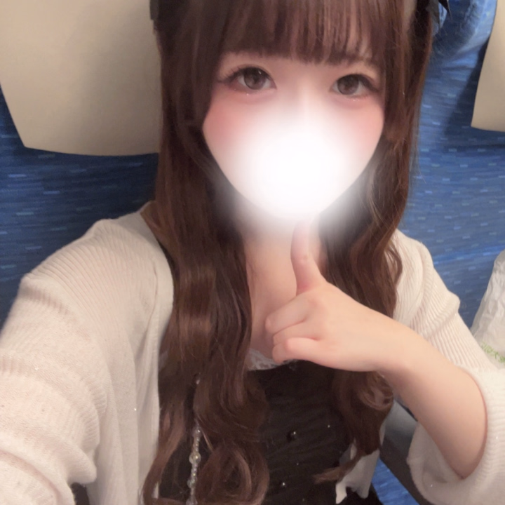 今週、広島に行ってくるんだー♡♡

ライブ見てくるよー🥹🎂

いつもはダル着しか着ないんだけど、ライブのときだけはかわいい格好してます(笑)