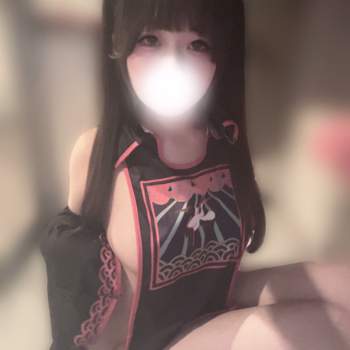 退勤しました❕

満枠の日が多くてとっても嬉しかった〜〜❕💮

出勤日数を増やせてから、仲良しのお兄さんたちに会える日が多くて楽しいです🫶

はじめて会いに来てくれたお兄さんとももっと仲良くなりたい🥺

この調子で体力つけたいな〜〜♩

今日は東京に帰ってお友達と串カツを食べてきます♡

26日から出勤予定ですが、25日の夕方からも追加するかもなのでチェックしておいてねー♩

また遊ぼうね🫶