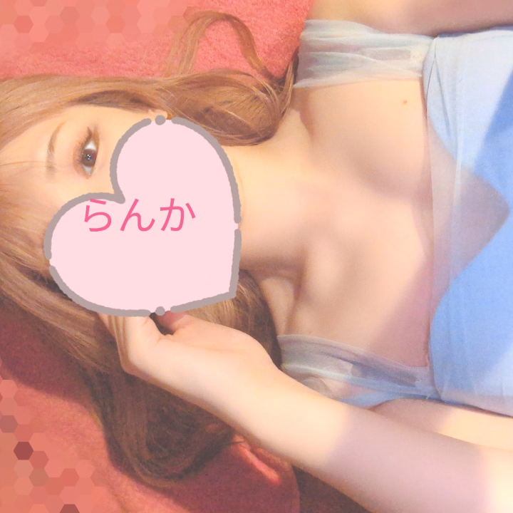 3月って卒業シーズンだからちょびっと寂しいよね🌸

らんかもも、バイオレンスにお世話になって4年って考えると感慨深いです👀
4年経つのは早かったなって思うけど、4年後は確実にここにはいないだろうな〜とも思う😂
そう思うと一期一会って大事🩷
会える時に会うって大事🩷