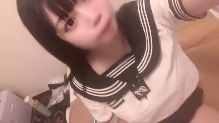 レンズの曇りなおった！？みたい！！！たぶん！！

うれしー😁😁💞

お部屋でお兄様の帰りお待ちしてます🎶

にこ ．