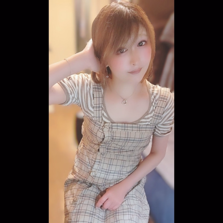 中国出身のお兄さんとお話していて、
「海老チリは中国にはないよ😊」 
って言われて…

まさかの展開に、一瞬、時が止まりました⏳

人生って奥が深いですね…なんて🦐🤭

こういう発見があるから、人とお話するのって大好きです🤍

素敵な時間をありがとう✨

#謝謝 #ダイバーシティ #海老チリの真実