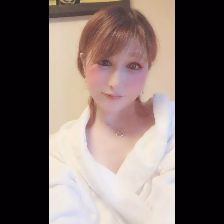 すぐのご案内可能です🌙✨

今日はどんな一日でしたか？😌

少しだけ日常を忘れて、ほっとできる時間をご一緒できたら嬉しいです🤍

優しくまったりお待ちしています☁️

#イベント開催中
#優しい夜に
#お泊りも可能です