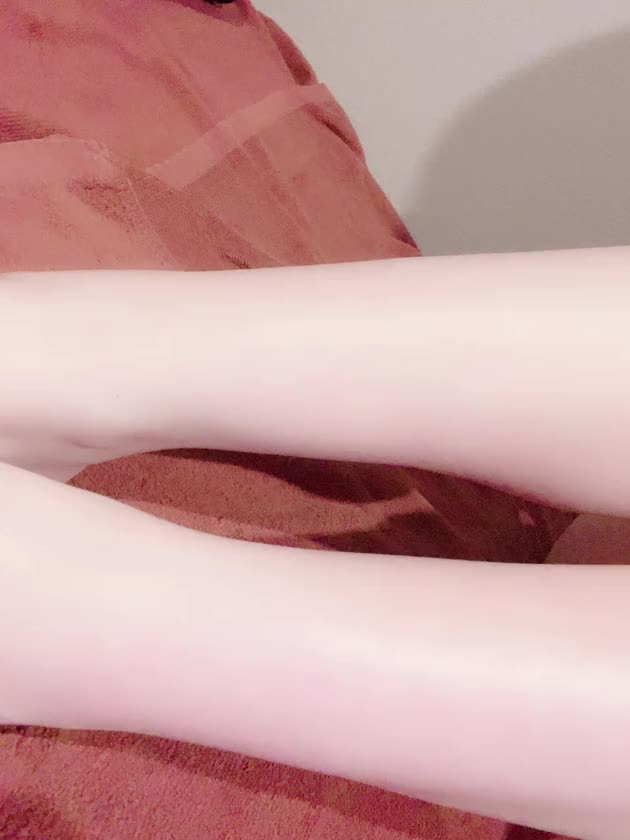 舐めるくらいの勢いで
見に来て💕

まだまだ足りないの、、///


ねね🐰