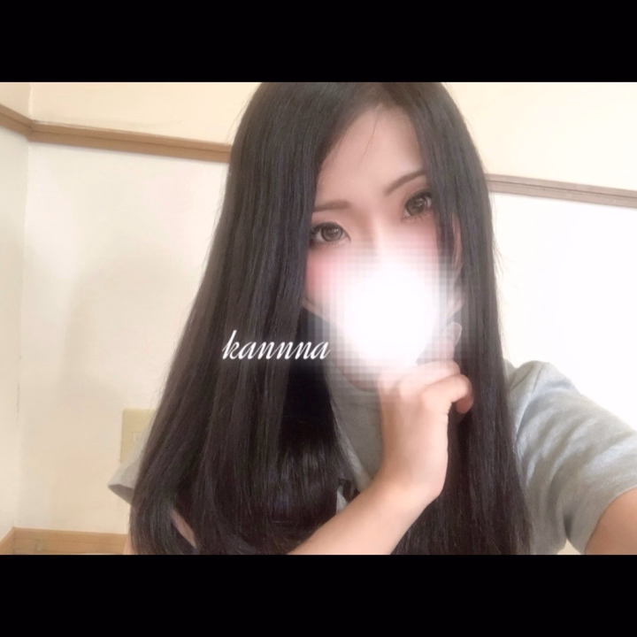 おはにょん♡

昨日遊んでくれた
初めましてお兄さん達
仲良しさん
ありがとうございました꒰ᐢ⸝⸝´ > ·̫ <⸝⸝ᐢ꒱♥️♥️

アトラクションかのように
ぬるぬるを全力で楽しむお兄さんに出会って
なんかほっこりした☺️💗

楽しんでくれてる姿や
気持ちよくなってくれてる姿を見れるって
幸せだねっ(  ´͈ ᵕ `͈ )♡♡

かんなまで嬉しくなっちゃう🤭︎💕︎︎

今日明日でお休み期間入っちゃうので
その前に⋯🍌️🩵///