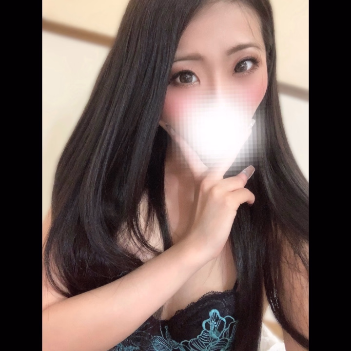 おはにょん♡

本日から6日間出勤((((っ・ω・)っ‎🤍
25日までっ！！！！

仲良しさん達🥺
日程変更ごめーんんんん(>_<)💔


6日間全日ラストまでなので
よろしくね☺️❣️