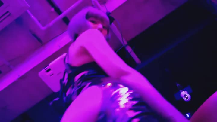 尻プレス