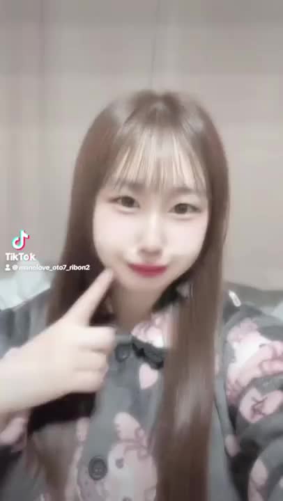 遅くなっちゃった😭💦
あけましておめでとうございます✨️
今年も宜しくお願い致します🙇‍♀️
これからも沢山のお兄様に応援して頂けたら嬉しいです♥️
2025年も良い一年になりますように❗️
沢山素敵な思い出を一緒に作りましょうね💗