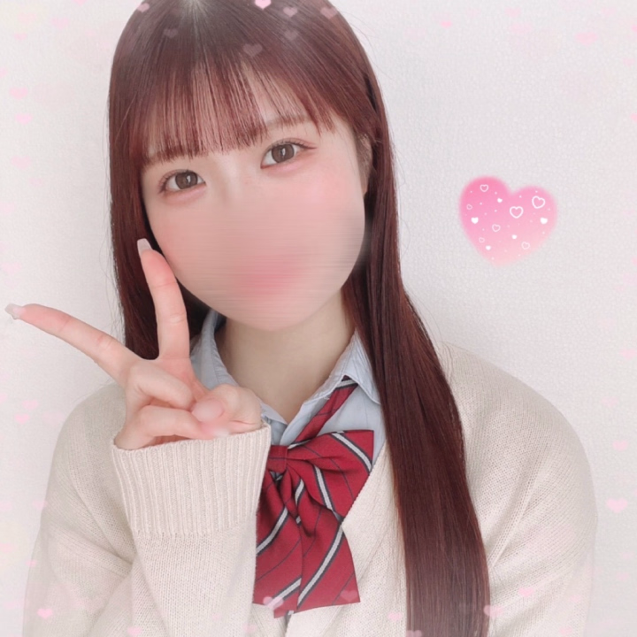 こんばんは🌙

今日も1日お疲れ様でした(ᐡᵕ̤ ·̫ ᵕ̤ᐡ)

白菜がとっても安かったので
久しぶりにキムチ鍋食べました🍲
寒いから鍋が美味しい> ·̫ <♡

明日も出勤なんですが
時間を伸ばすか迷い中です🌀
18時くらいまでちょっと伸ばすか
夜まで頑張るか、、
決まったらまたシフト更新しますね〜
もし夕方以降なら行けそう！って方いたら
ぜひぜひメッセージお待ちしてますᕦ -᷅ ·̫ -᷄ ᕤ

そういえば今日の14時頃、指名と予約の関係で
本指名様が入れなかったと聞きました🥹
またタイミング合うときリベンジしに来てください！
1日通してわりとゆったりしてたんだけど
最後らへんだけつめつめだった😹

めちゃくちゃ暇〜と思ったら
突然2時間くらい埋まることとかあって
私に会いたくなる人は気が合うのか分からないけど集中しがち😹
時間に余裕ある方は事前予約か
ヒメチャンネルしてる方はメッセージで枠抑えるのがおすすめです！
フリーでもお仕事入ると、その後の案内になるので🥹
そんなに予約埋まることはないので🤫
遠慮なく⊂( ᴖ ̫ᴖ )⊃

それじゃ、明日お待ちしてます🎶
