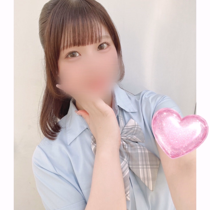 おはようございます☀️
出勤しました～

16時までいます( ՞ ᴗ  ̫ ᴗ՞)

来週は熊本に出勤する予定なので
中洲にしか来れないって方は
今週のうちに会いに来てください🎶